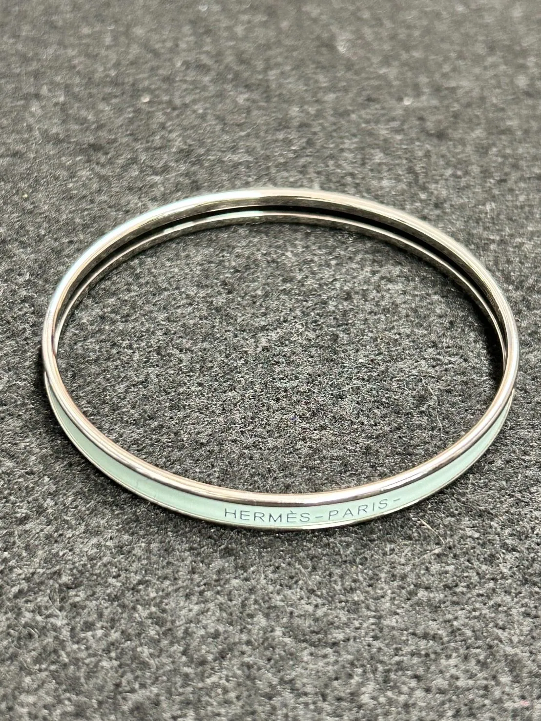 HERMES バングル 【ユニ】《美品》 2025年最新】hermes ブレスレット ユニの人気アイテム - メルカリ