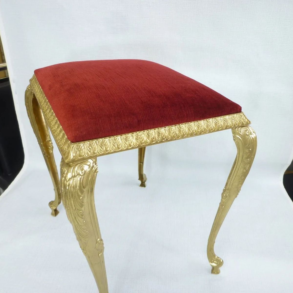 スツール エレファント スツール（Elephant Stool）／柳宗理【ヴィトラ