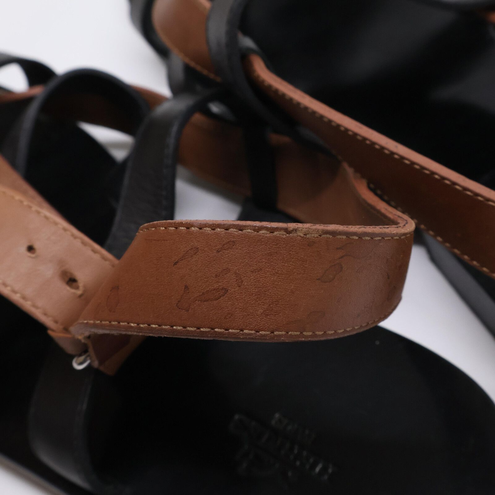 【HERMES】レザー×スエード クロスストラップ☆Kazimirサンダル Kazimir Sandal | Hermès USA