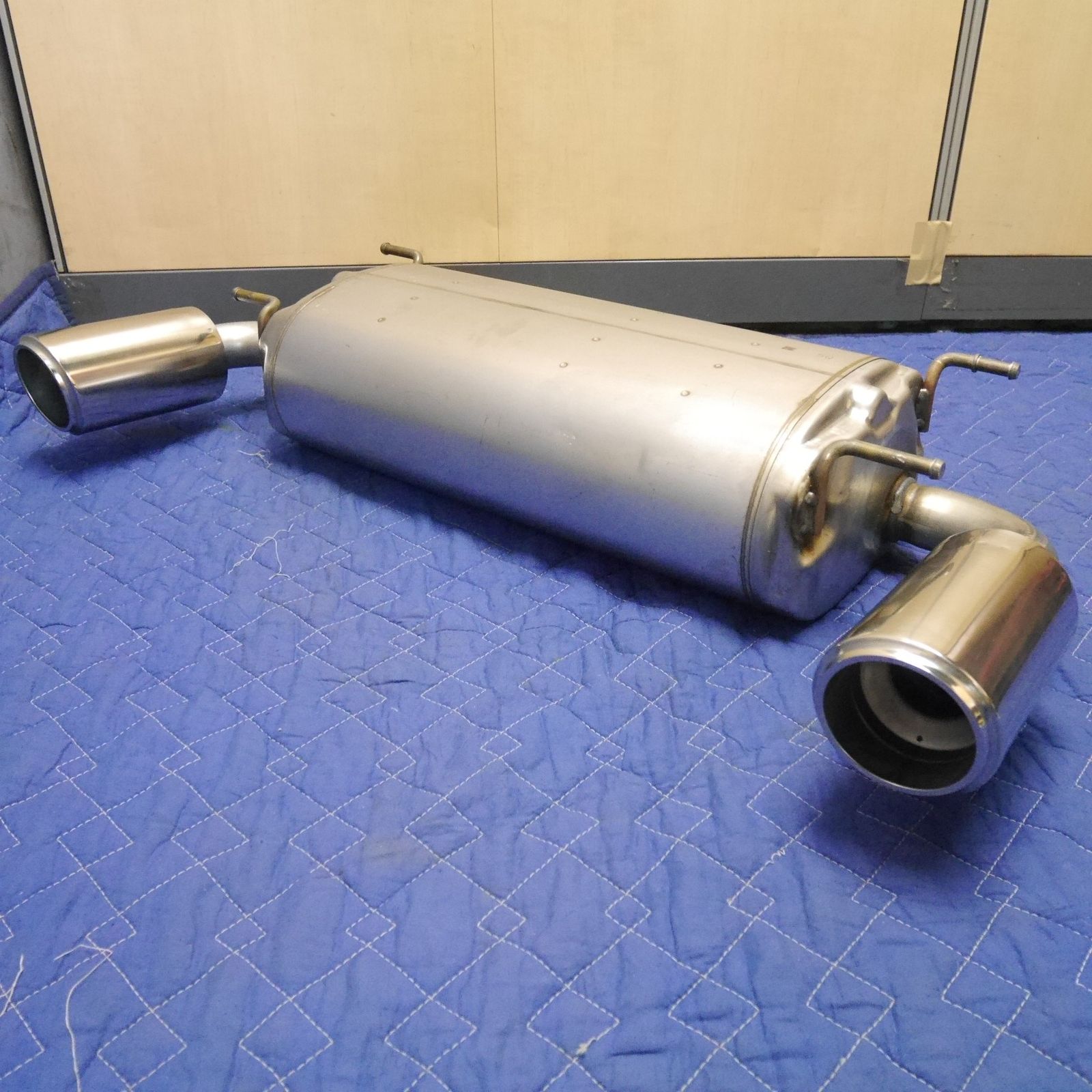 新車外し スバル BRZ ZD8 E型 トヨタ GR86 純正 マフラー MMCC1 SANGO リアピース カッター 排気 パーツ