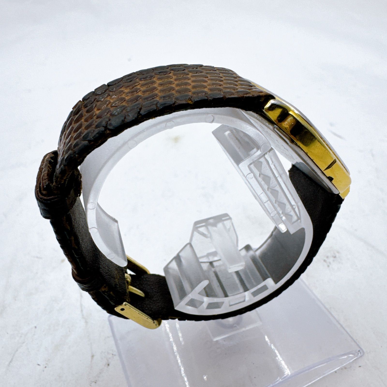 CYMA シーマ クォーツ 腕時計 719 電池交換済み 動作品 ゴールドカラー