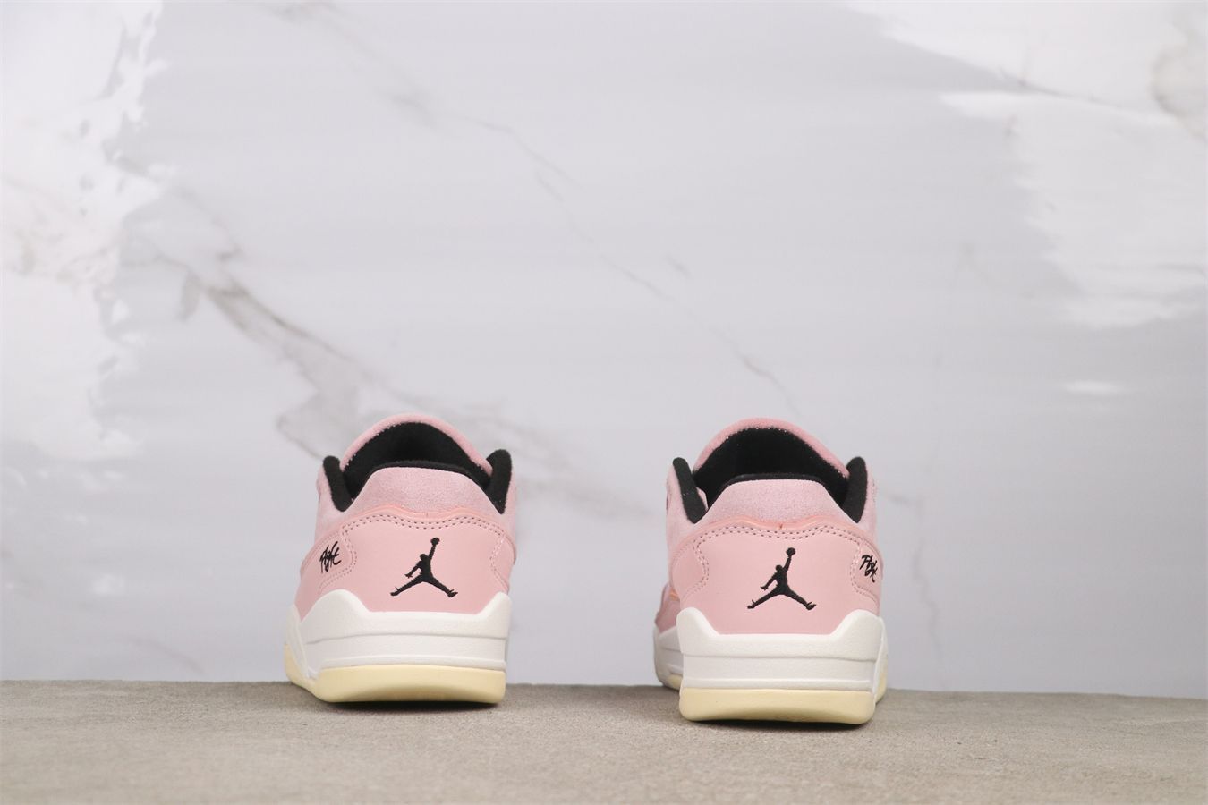 ジョーダン 今日特価】Jordan HF3255-601 ジョーダン 4 ピンクホワイト