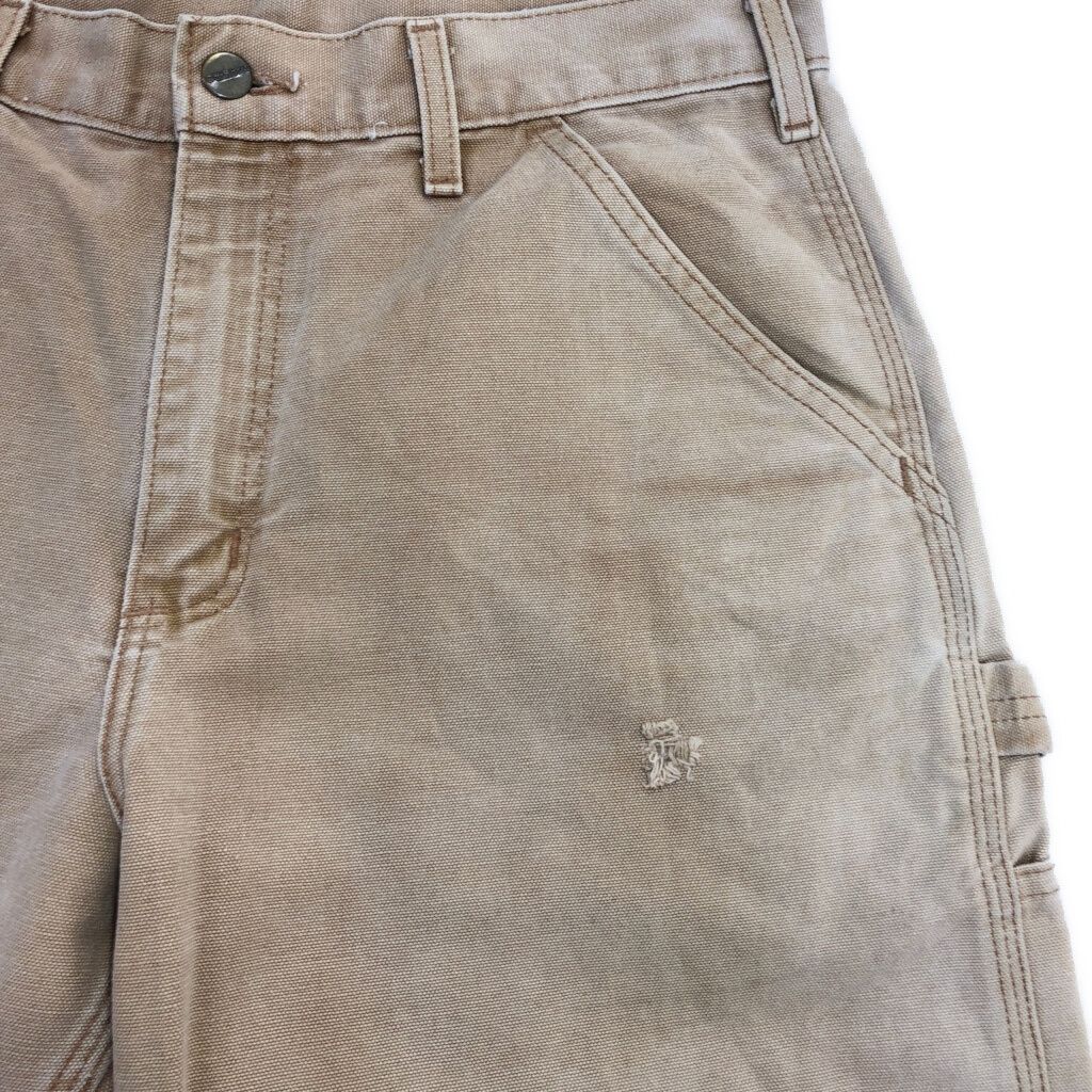 ライトブラウン