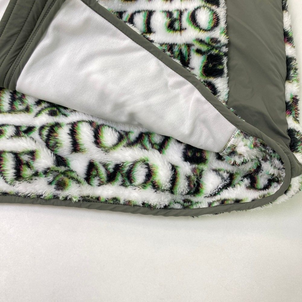 マークアンドロナ ボア ブルゾン ゴルフウェア　総柄 ホワイト　50 MARK&LONA マークアンドロナ ジップパーカー ネイビー×白 総柄 スカル