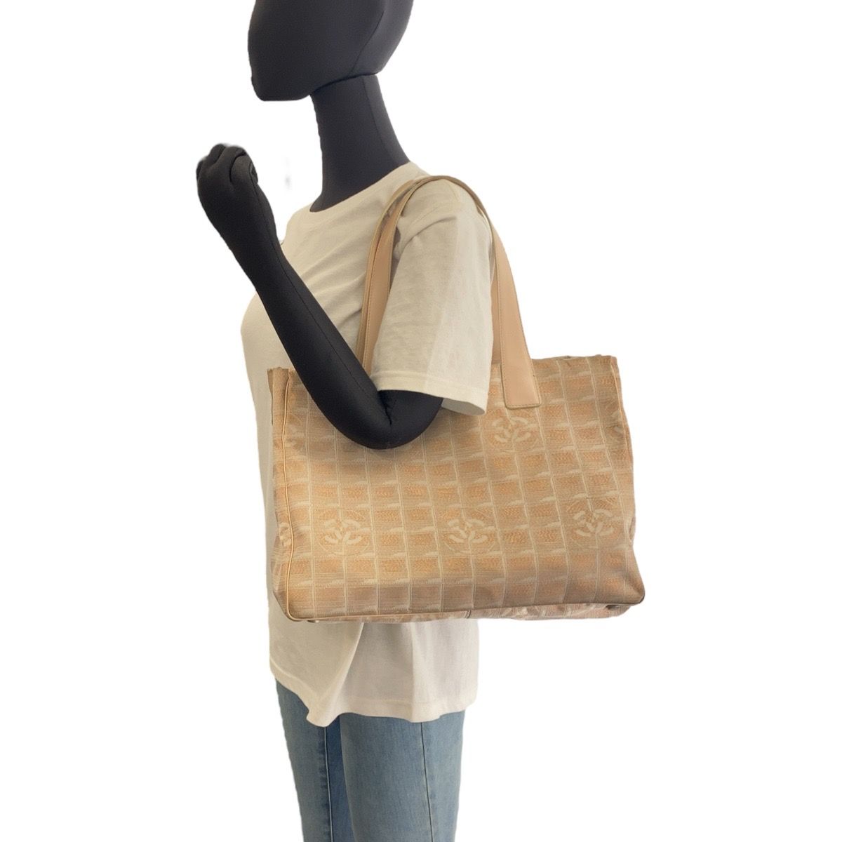 CHANEL シャネル ニュートラベルライン ココマーク ピンクベージュ