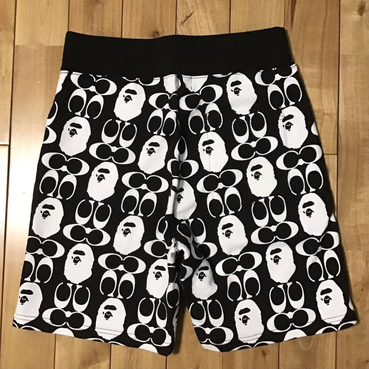 ☆新品☆ COACH × BAPE スウェット ハーフパンツ Sサイズ a bathing ape sweat shorts エイプ ベイプ  アベイシングエイプ コーチ - メルカリ