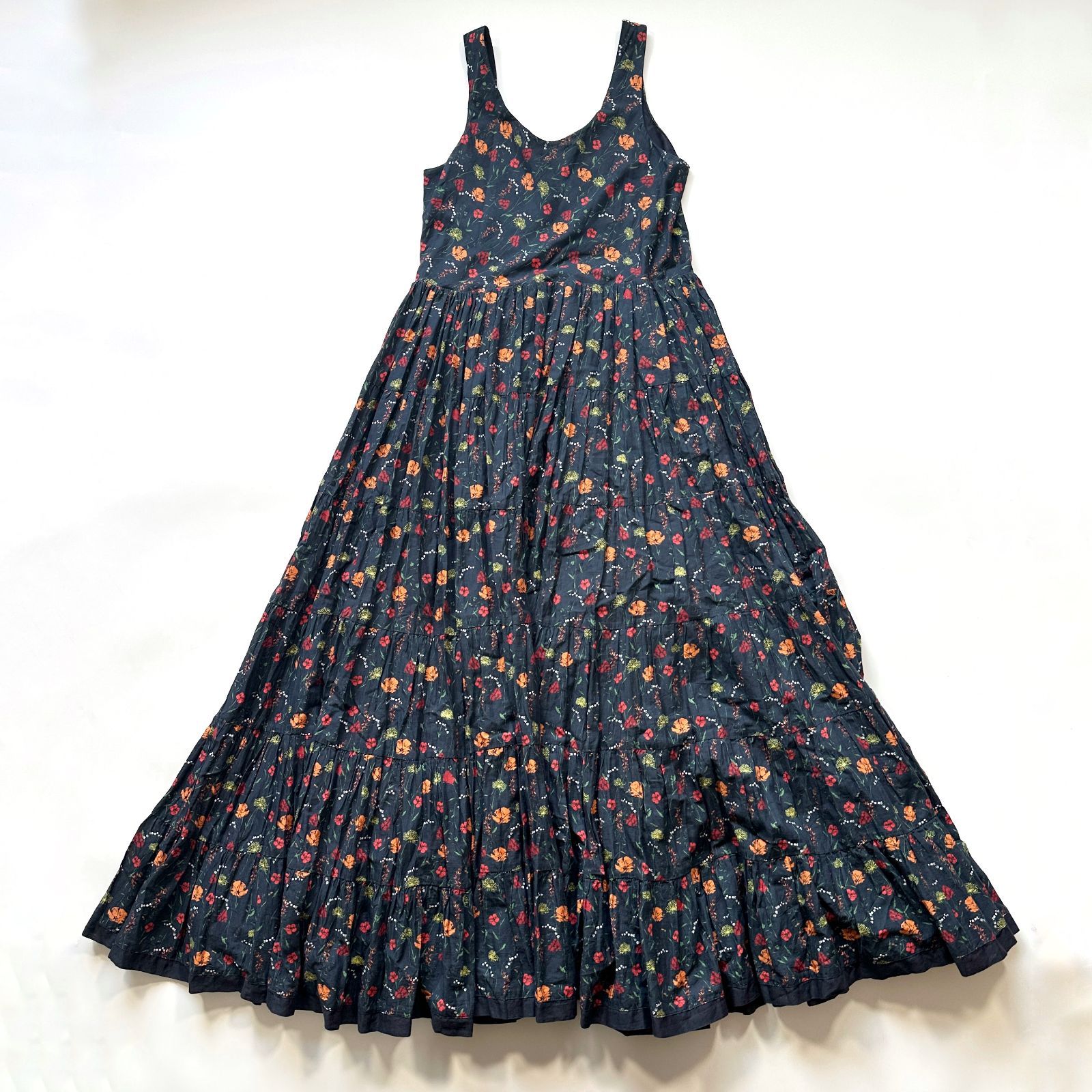 マリハ✨草原の虹のドレス　ロングワンピース　ノースリーブ　ティアード　ブラック MARIHA マリハ 草原の虹のドレスノースリーブワンピース