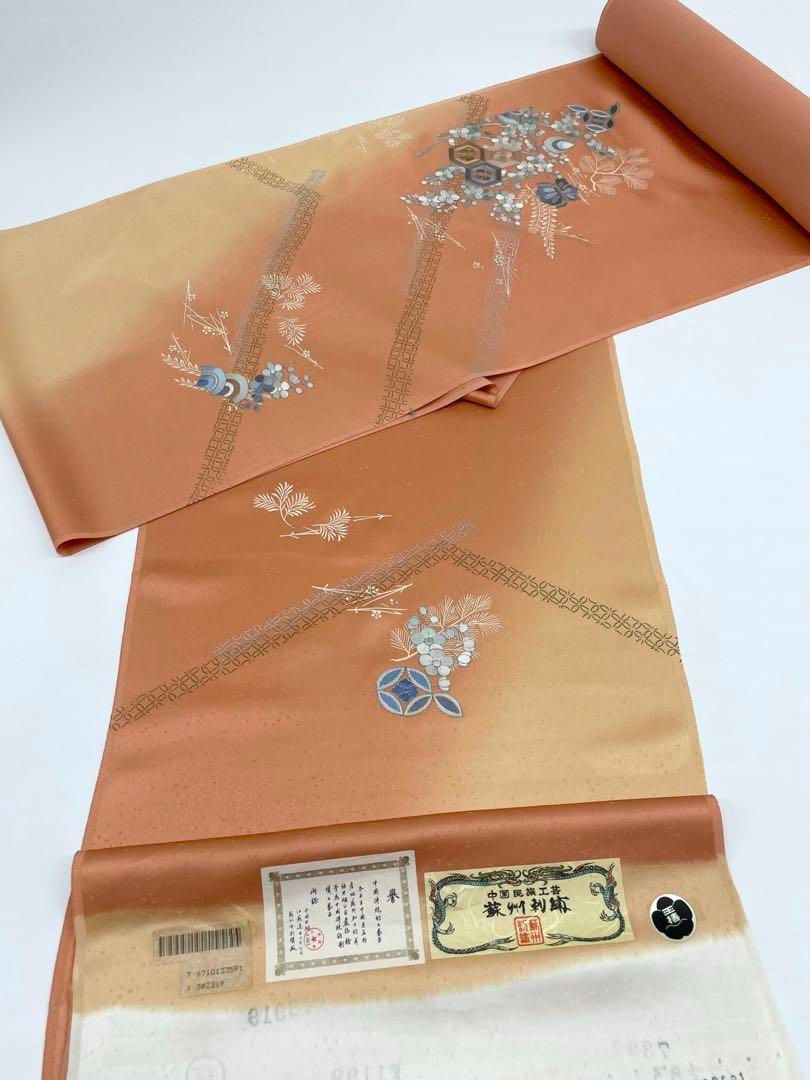 付け下げ 蘇州刺繍 金駒 銀駒 金彩 銀彩 紋意匠 正絹 反物 付け下げ 蘇州刺繍 金駒 銀駒 金彩 銀彩 紋意匠 正絹 反物 - メルカリ
