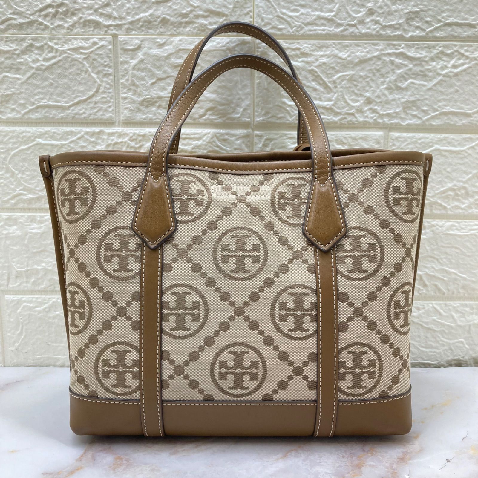 未使用・Tory Burch ベージュ レザー ショルダーバッグ 保存袋付き