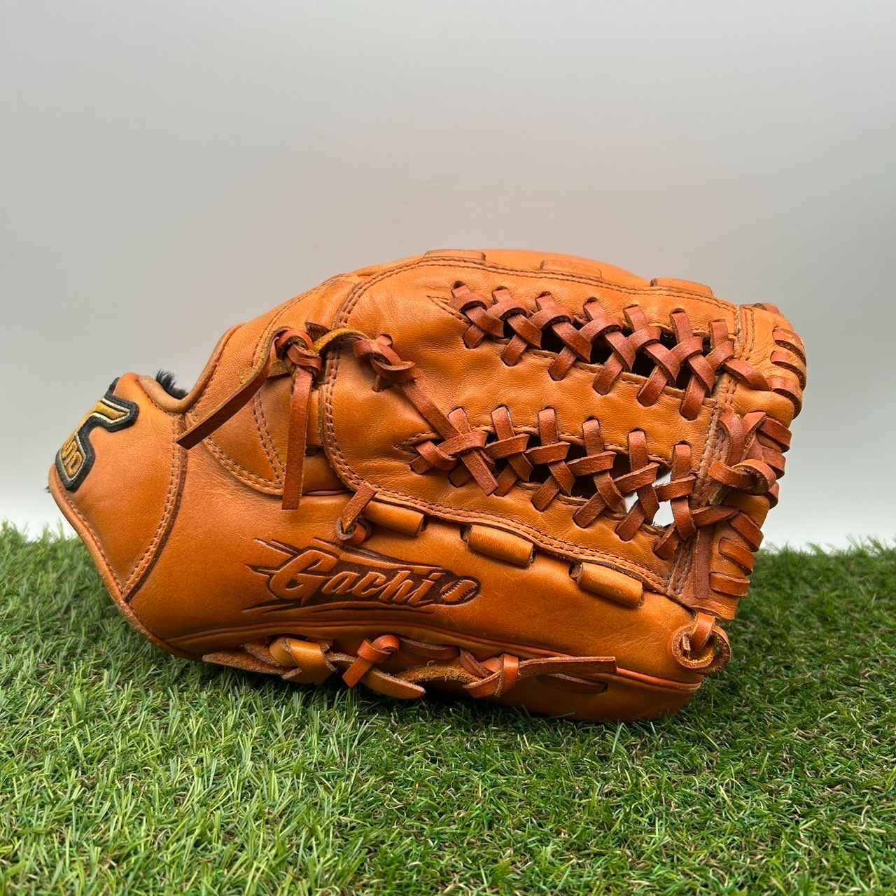 M0643) Mizuno ミズノ Gachi ガチ 大人用 軟式 内野手用 グローブ 中古品