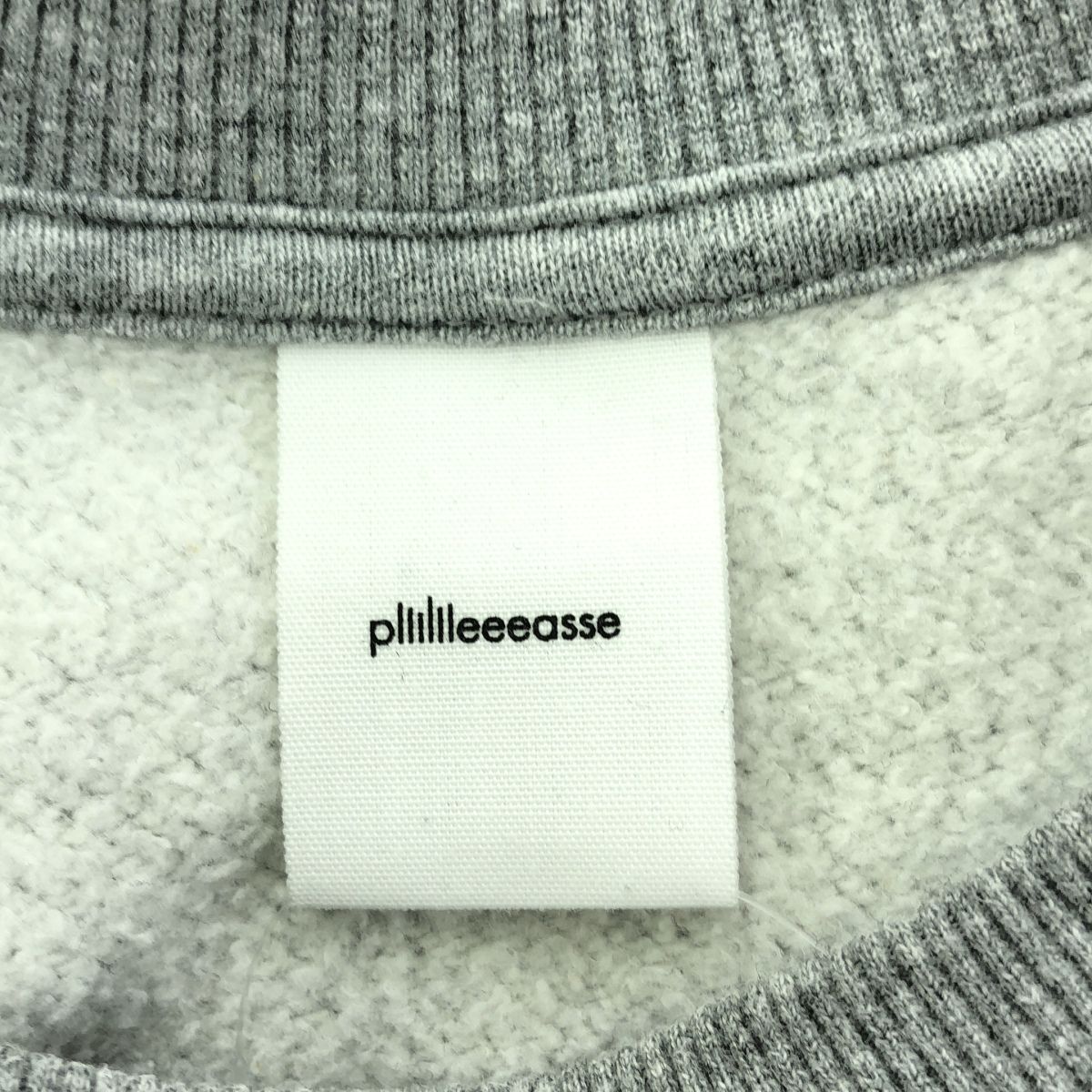 plllllleeeasse プリーズ Crewneck Sweatshirt スウェットトレーナー 