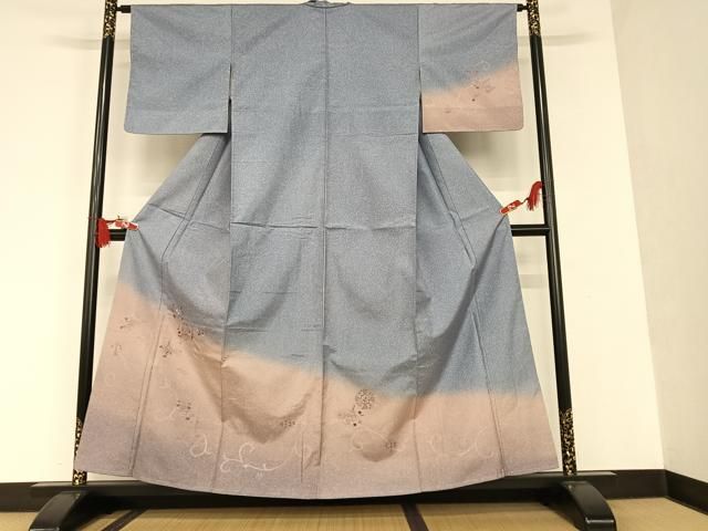 平和屋着物○本場染大島紬 訪問着 鳥獣洋花文 暈し染め