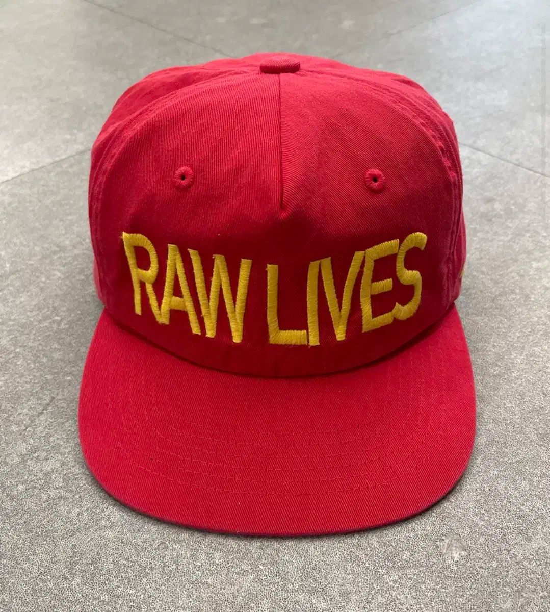 ロストタウンサプライ raw lives 帽子 キャップ lts
