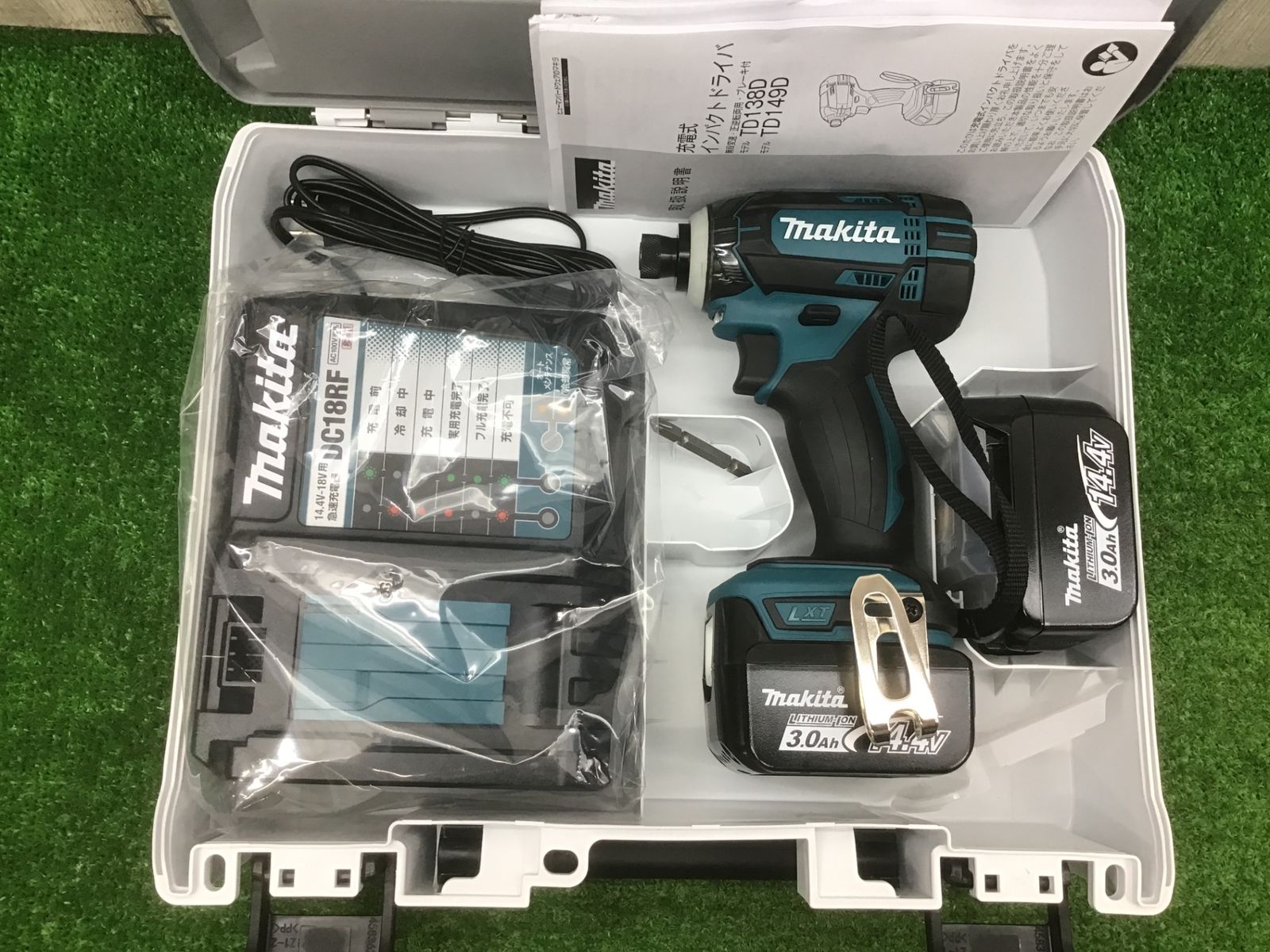 ●マキタ makita コードレスインパクトドライバー TD138DRFX●アクトツール富山店●SC