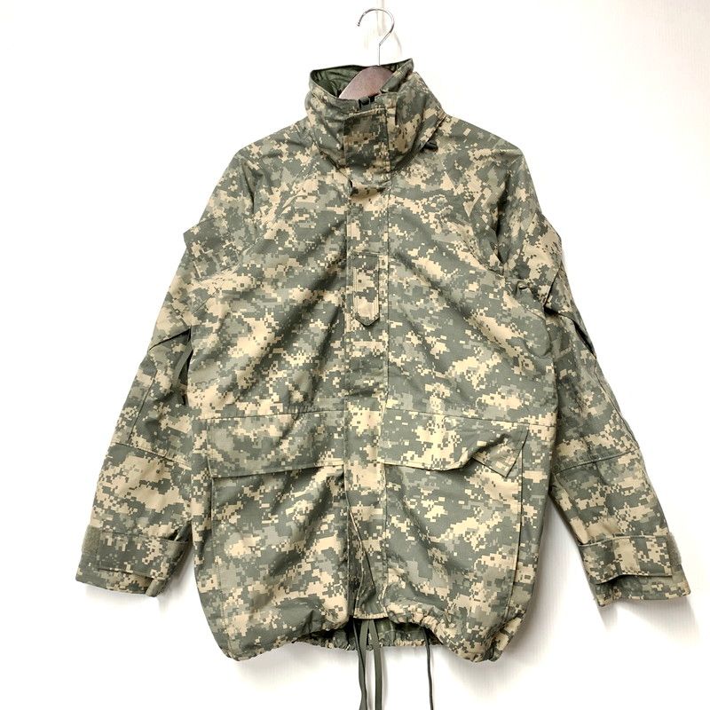 【品】 U.S.AIR FORCE ユーエスエアフォース ECWCS UNIVERSAL CAMO GORE-TEX PARKA SPM1C1-09-D-1067 カモ ゴアテックス パーカ ジャケット アウター【146-250918-as-19-izu】
