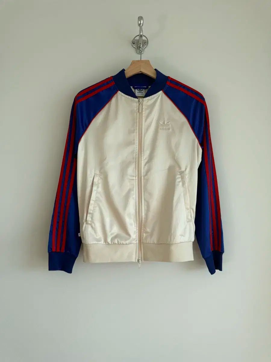 アディダス ( adidas ) セチン ジャージ Seventeen Adidasジャージ