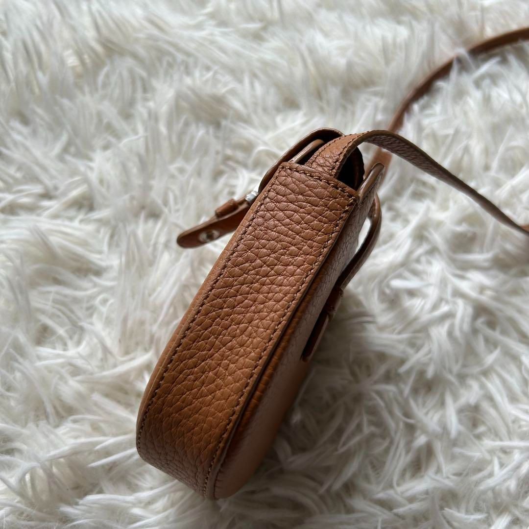 ヘリテージ レザー