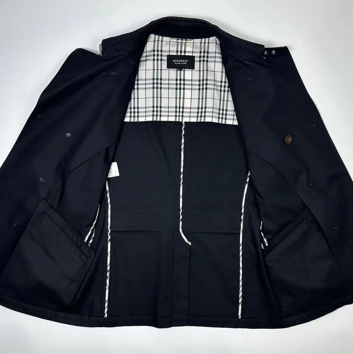 バーバリーブラックレーベル 黒 ダブルブレスト トレンチコート