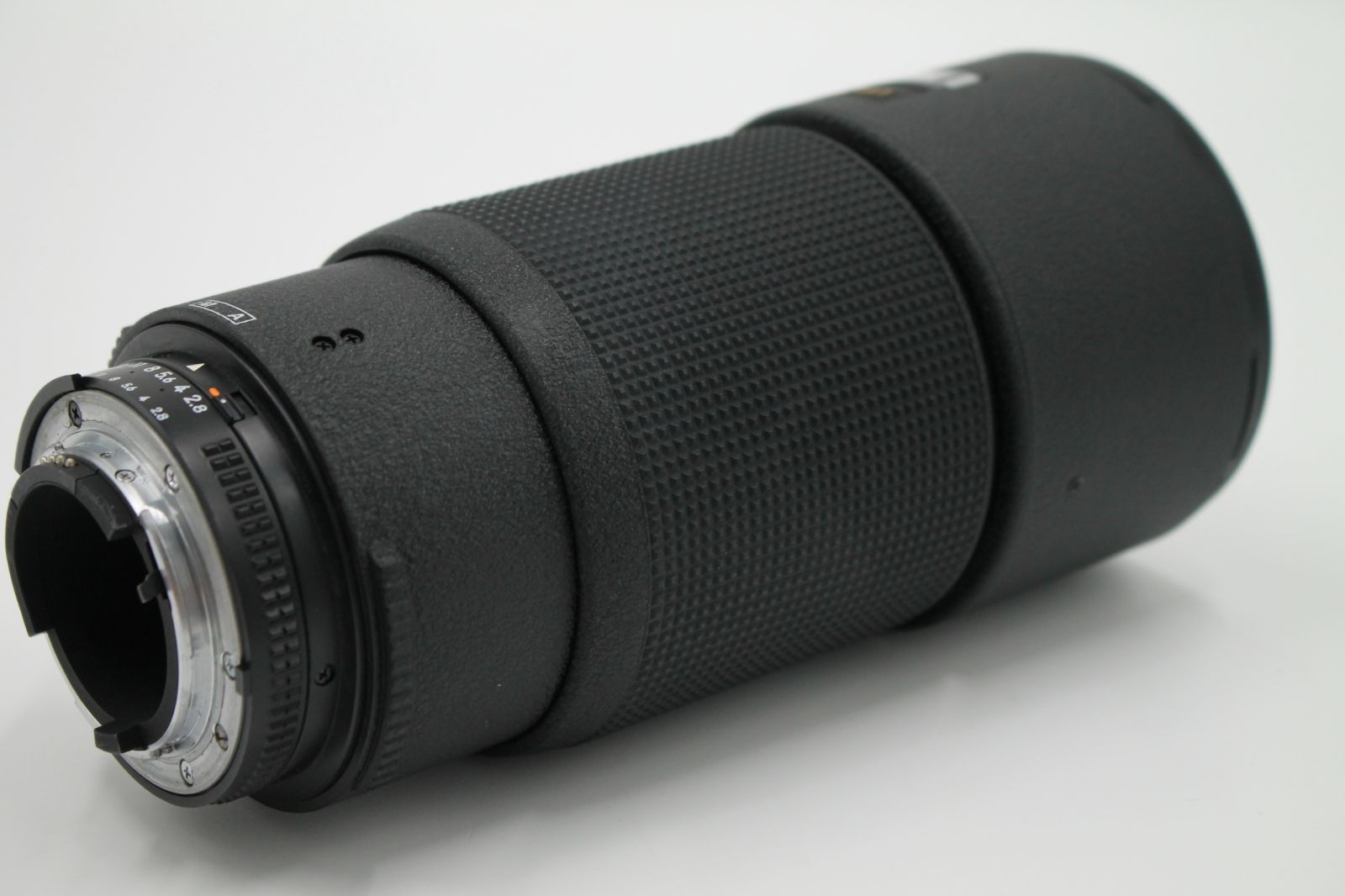 ★極上品★ ニコン AF NIKKOR 80-200 F2.8 フード付 Nikon ED AF NIKKOR 80-200mm f2.8 フード付き Amazon.co.jp: Nikon AF-S