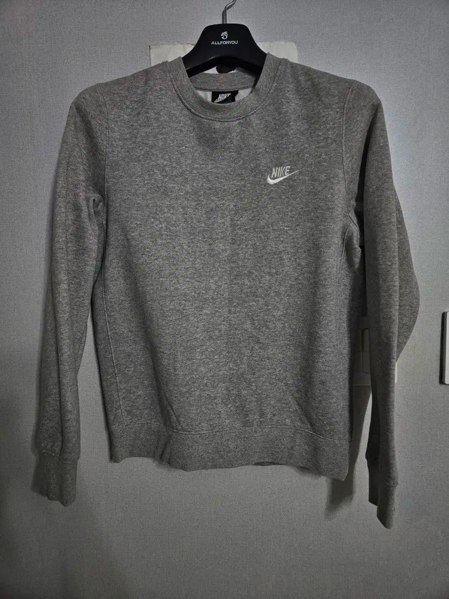 Nike(ナイキ） パーカー S