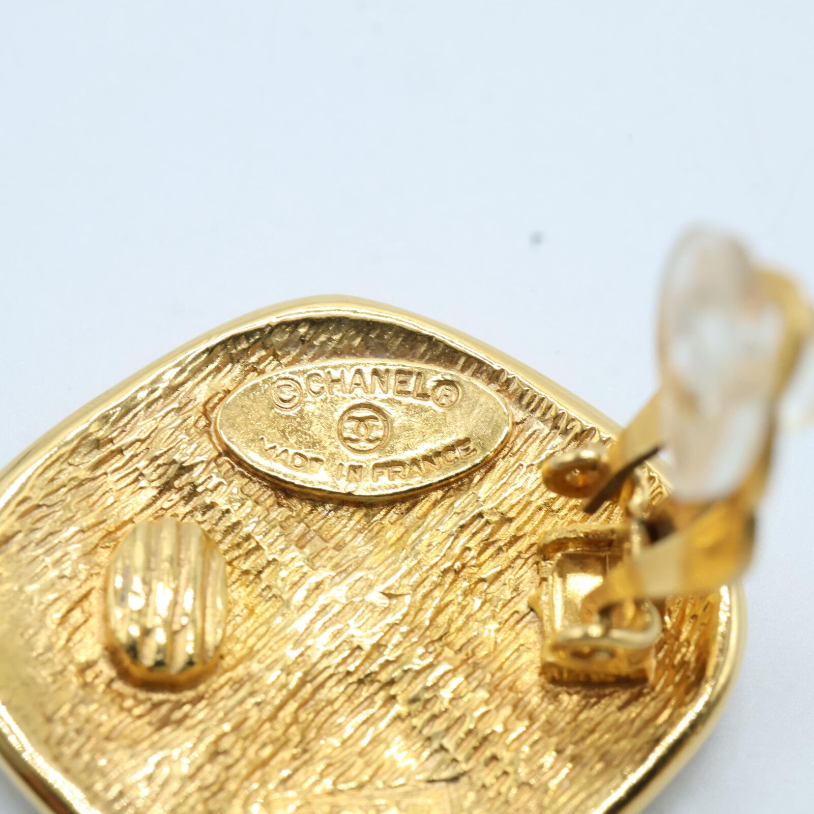 CHANEL シャネル GP 2437 マトラッセ 両耳 - メルカリ 