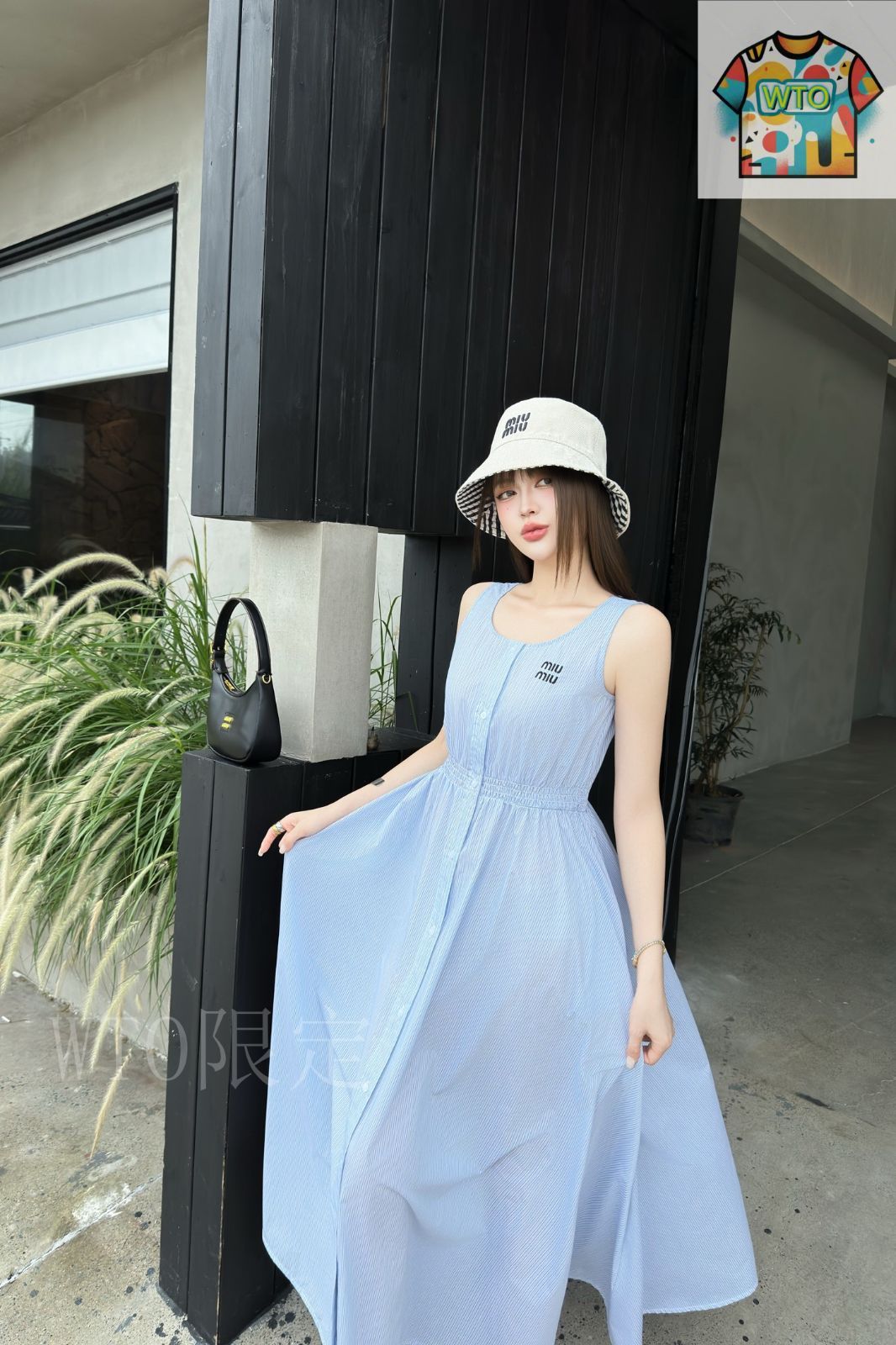 MIU MIU 青白ストライプ タイトスカート 38 ストライプタイトスカート