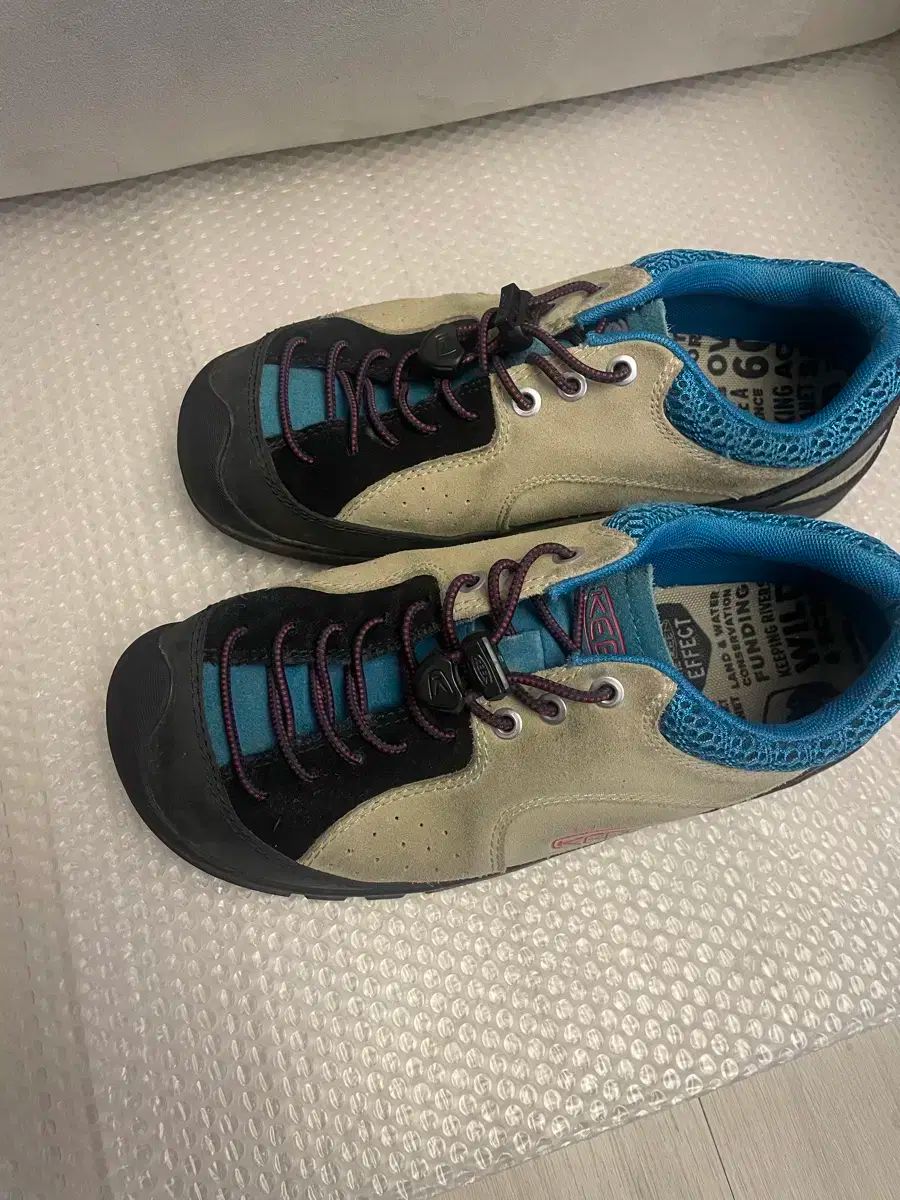 keen ジャスパーロック 26センチ 新品未使用 【公式通販】 keen keen ジャスパーロック 26センチ 新品未使用 【公式通販】 keen