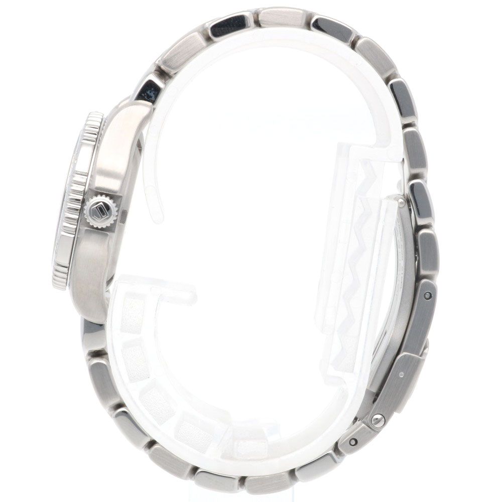 TAG HEUER