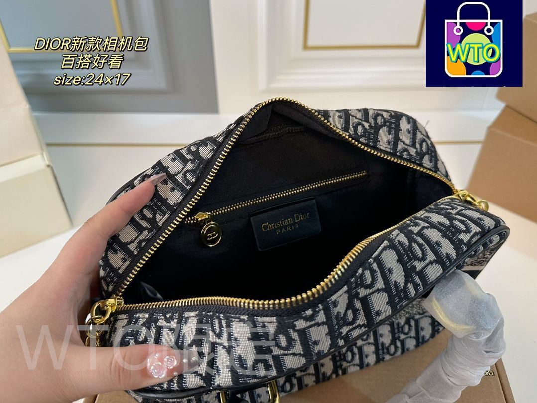 【一点で垢抜け♪】DIOR カメラ ショルダーバッグ Christian Dior ディオール ショルダーバッグ CDシグネチャー