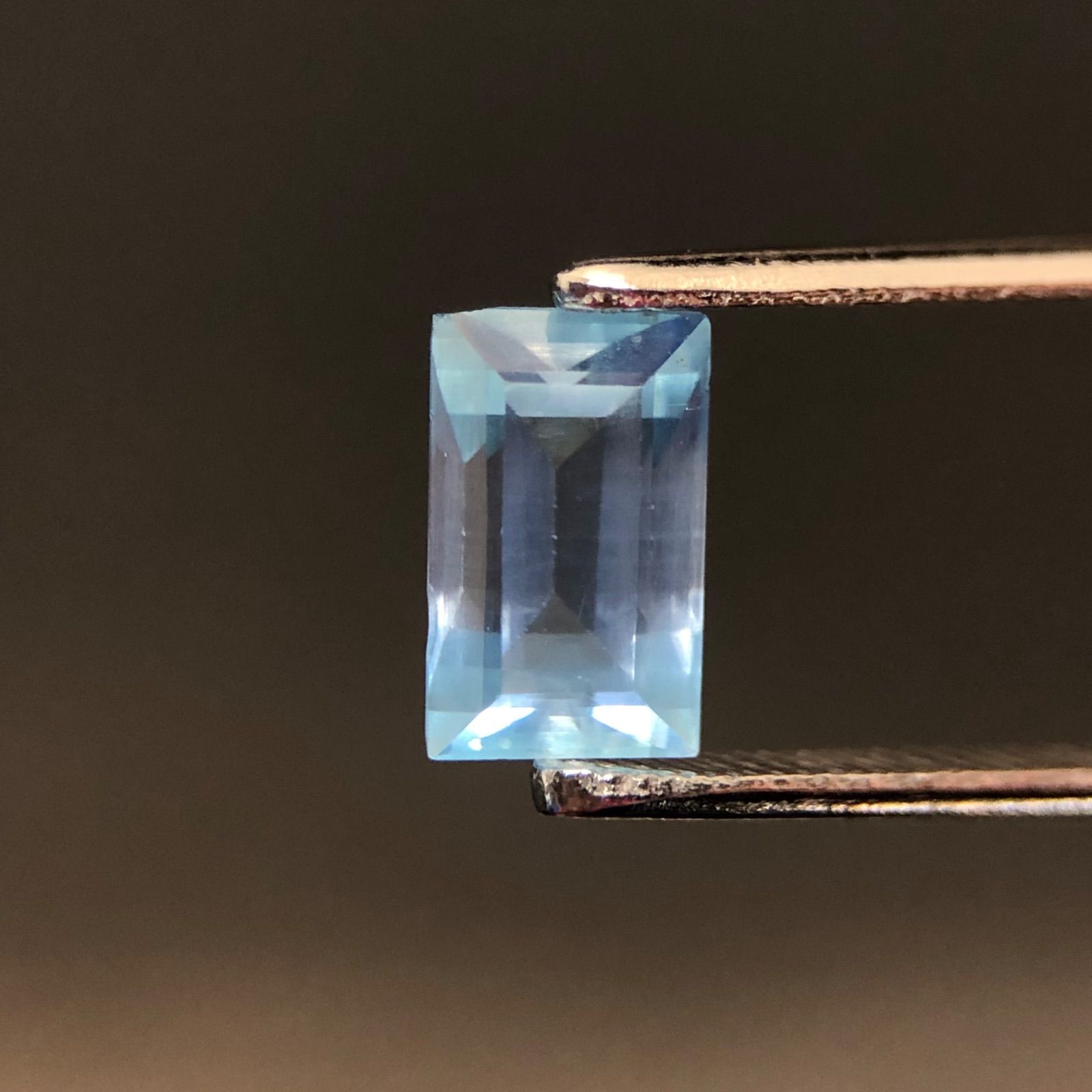 天然非加熱 アパタイト 1.54ct ルース 美品 非加熱＆無処理 鑑別書付き