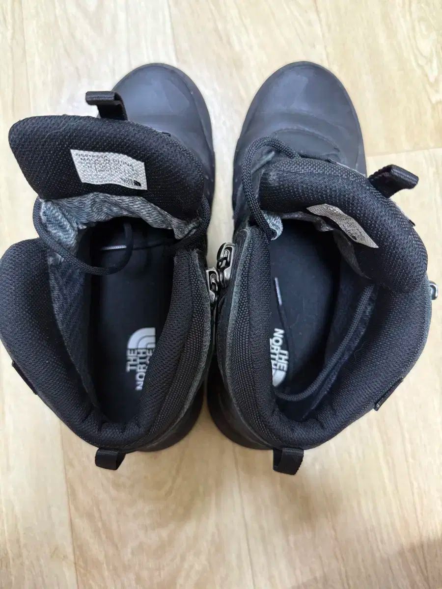 NORTH FACE