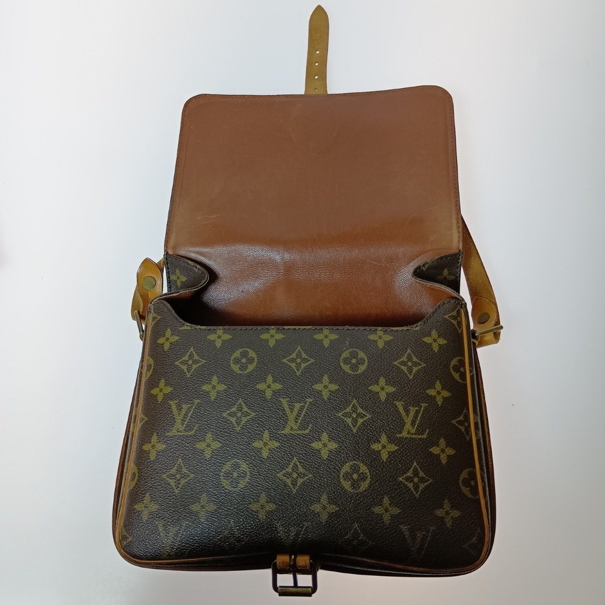 1円～ ルイ・ヴィトン カルトシエール ショルダーバッグ モノグラム M51253 LOUIS VUITTON 中古 ◇ 1円 ～ LOUIS VUITTON &frasl; ルイ ヴィトン カルトシエールGM M51252