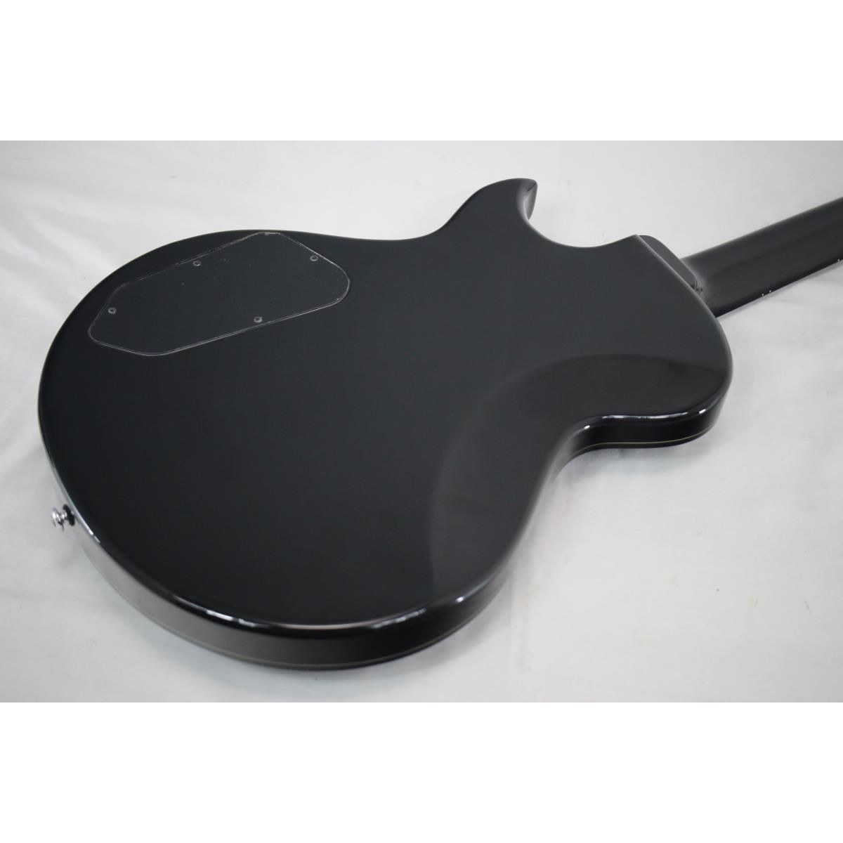ホワイト ベースギター / gfc ジーエフシー / GMM-305 / WH ホワイト ベースギター / gfc ジーエフシー / GMM-305 / WH ベース