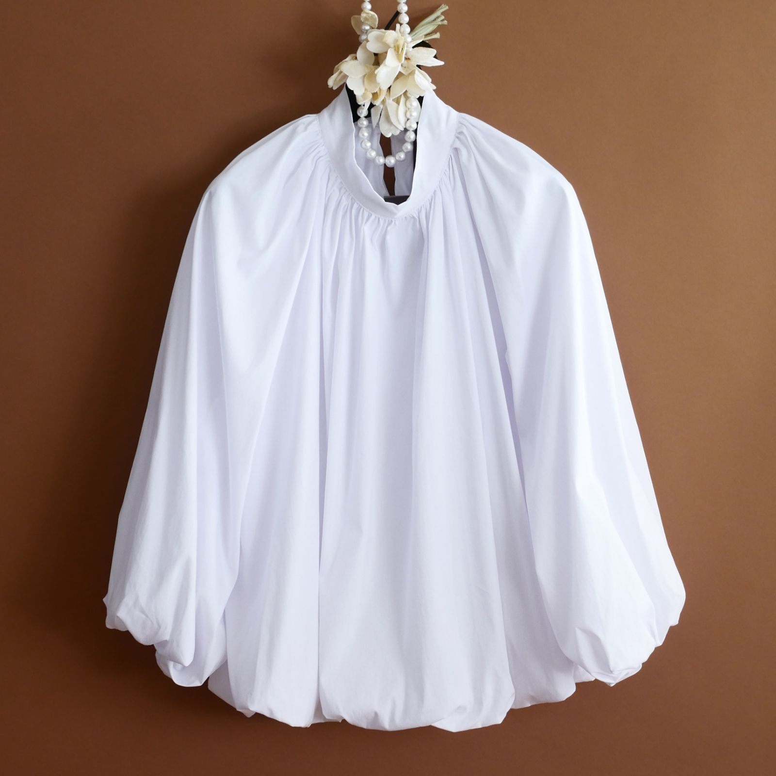 dt 116フィレンツェ発の新鋭ブランド トダミ Made in Italy ダブルフェイス バルーンシルエット コットンブラウス 2025-26秋冬 ビアンコ ヴァレンティノやシェルビーノお好きな方も