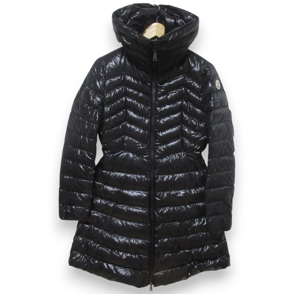 美品 MONCLER モンクレール FAUCON ロゴワッペン ハイネック 美品 MONCLER モンクレール FAUCON ロゴワッペン ハイネック