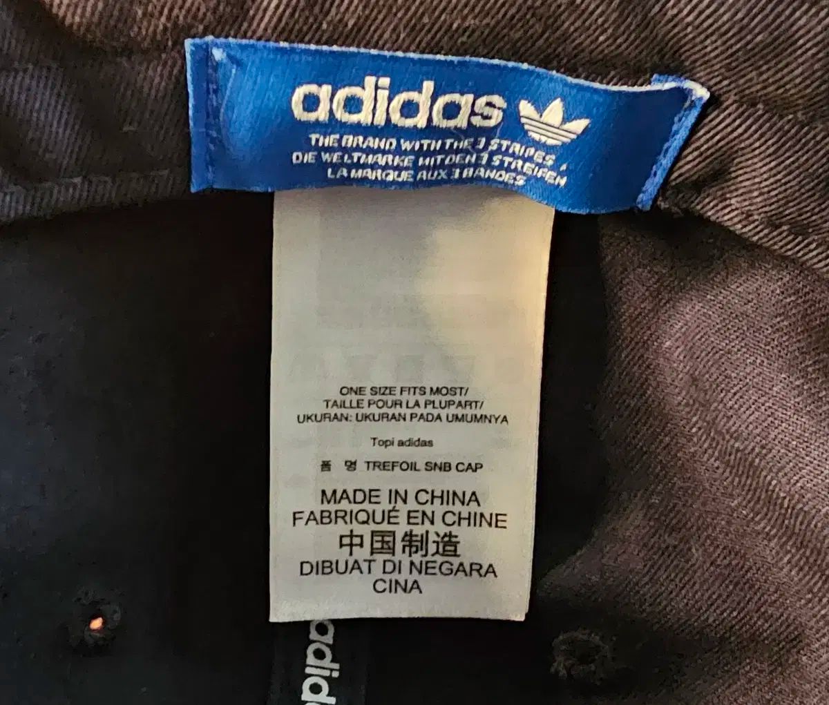 adidas アディダス