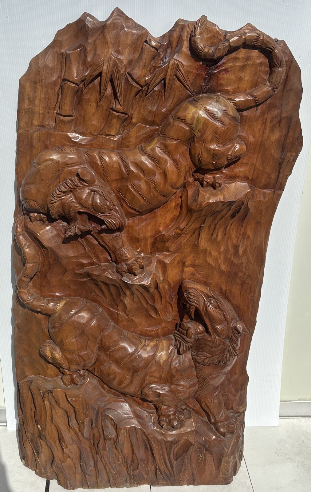 和風 木製彫刻 松のデザイン2枚セット 井波彫刻 弘介銘 松の深