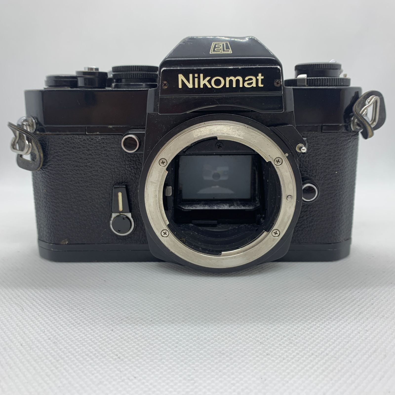 □ Nikon Nikomat EL ニコン ニコマート 一眼レフ フィルムカメラ NIKKOR 35mm 1:2.8 レンズ セット NIKON Nikomat EL ¥9,800（中古 フィルムカメラ 35mm 一眼レフカメラ