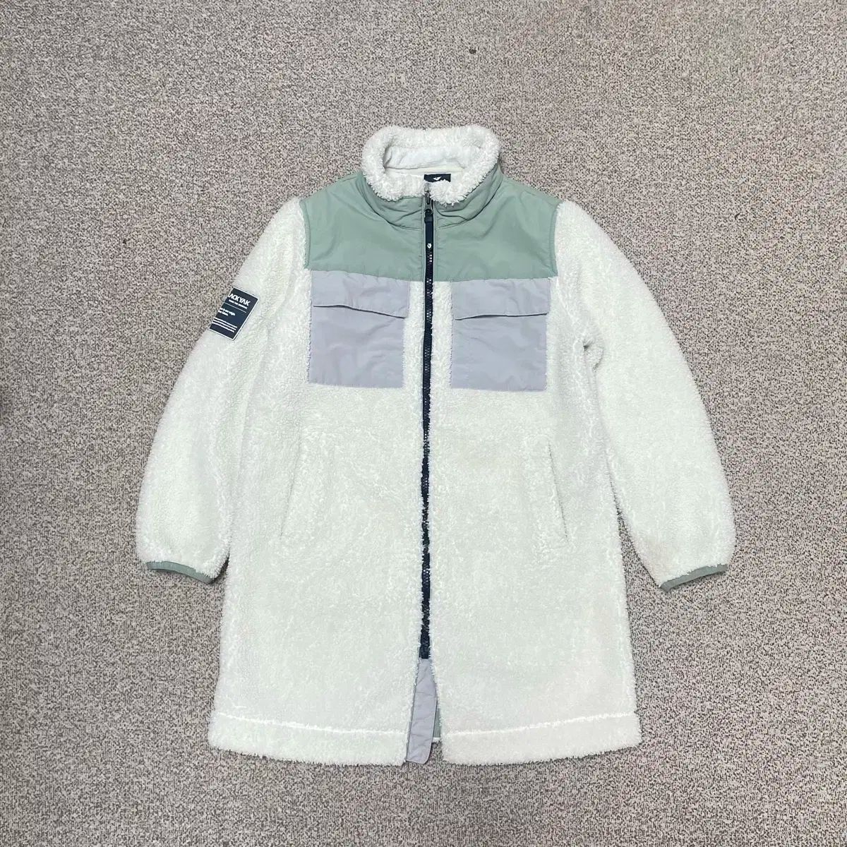 Ado フィギュア Winter ver. 3体セット