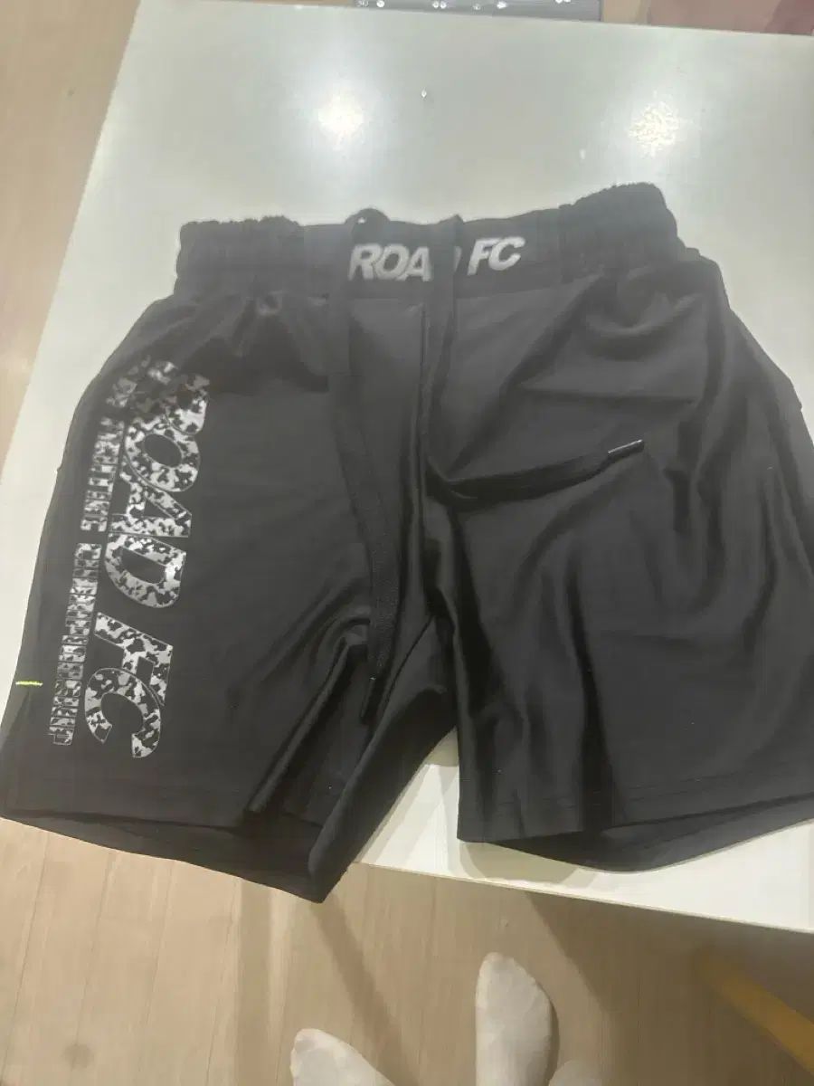 ROAD FC ブラック トレーニング 半ズボン LLC-HASEGAWATOSO_COM