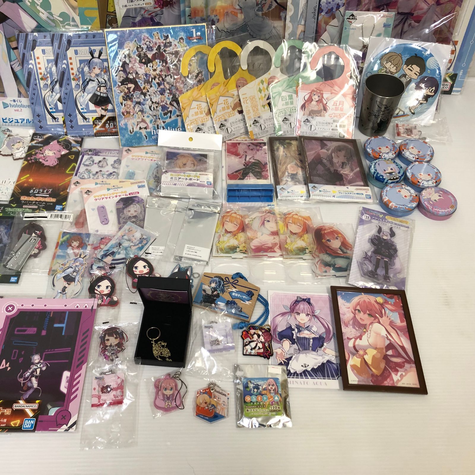 △Vtuber アニメ グッズ まとめ (ホロライブ多め）ジャンク品