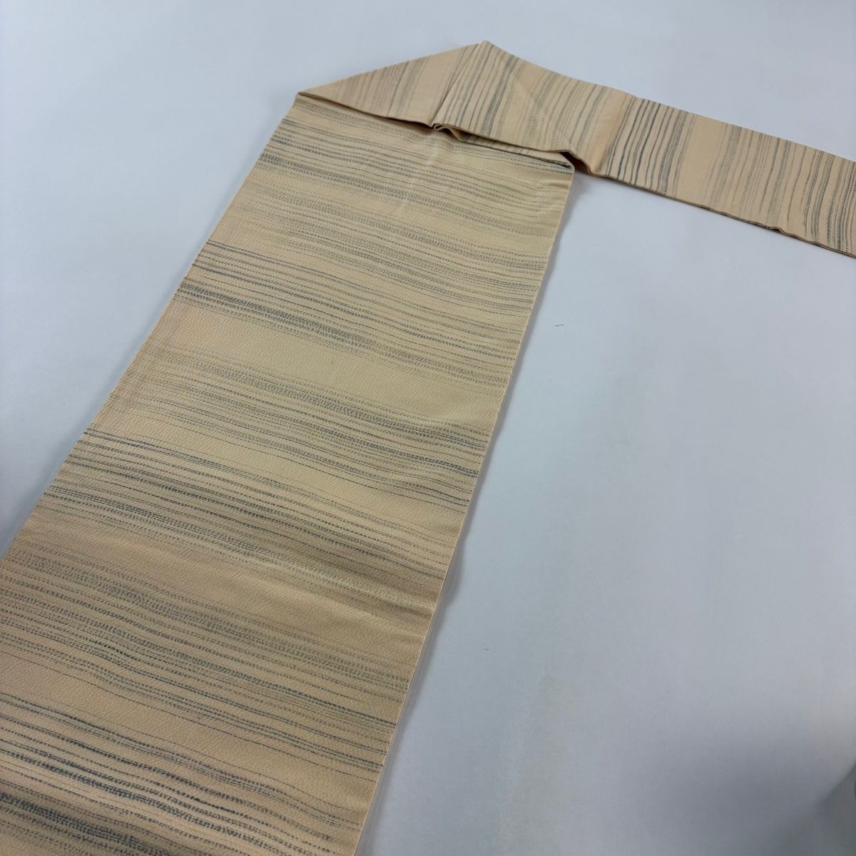 名古屋帯 秀品 草花 枝花 縮緬 ベージュ 正絹 【中古】 - メルカリ