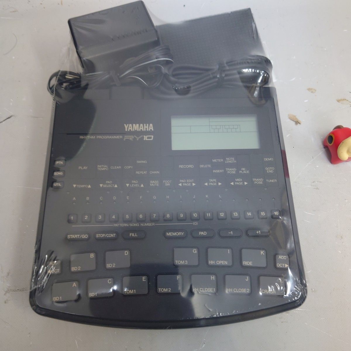 YAMAHA リズムプログラマー　RY10 Yamaha RY10 Drum Machine (MT Aug 92)