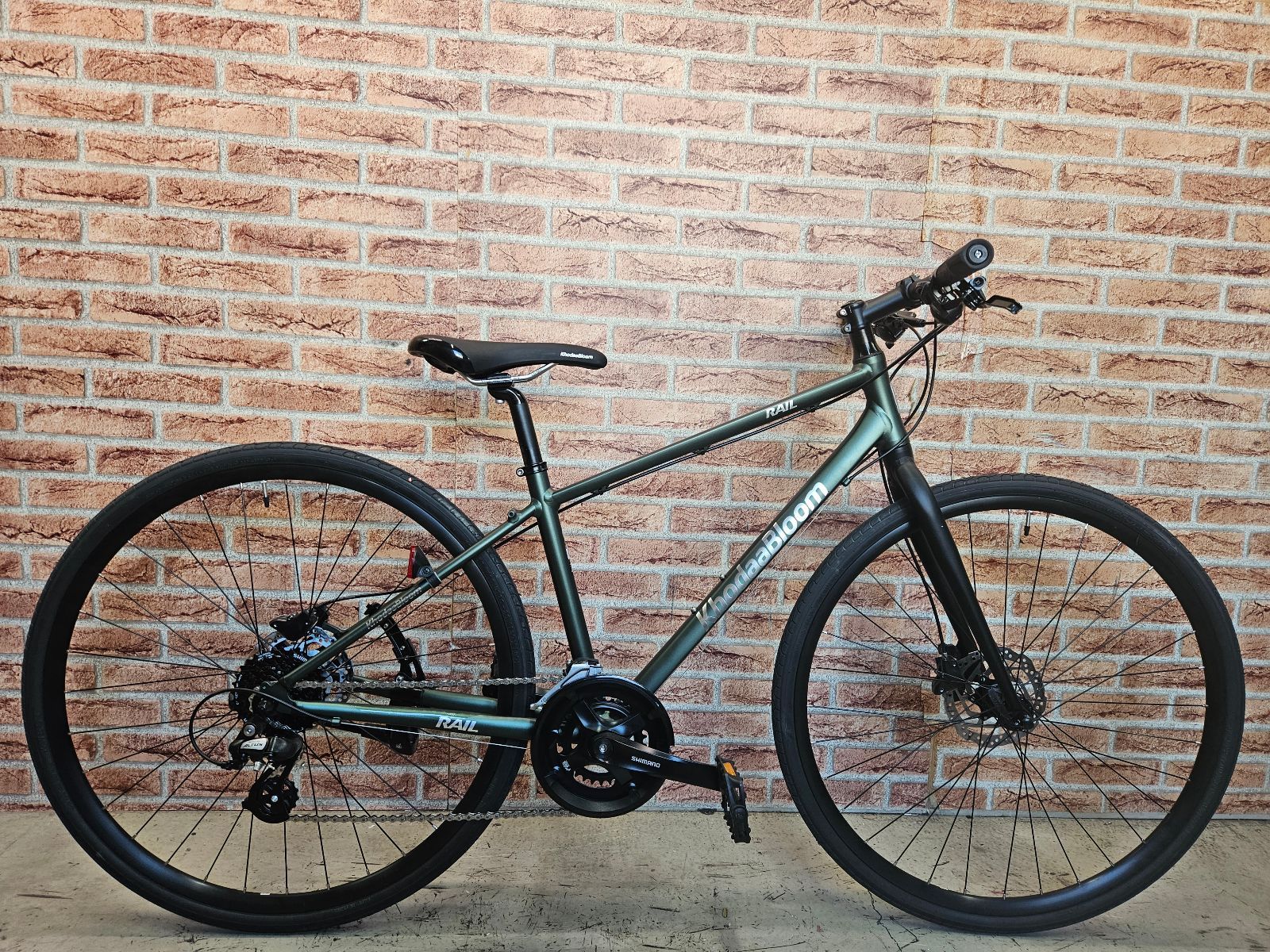 GIANT ESCAPE R DISC　クロスバイク　配送（北海道と沖縄県除く） GIANT ESCAPE R DISC クロスバイク 配送（北海道と沖縄県除く） - メルカリ