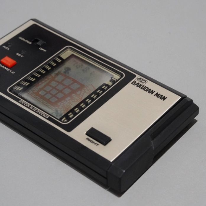 希少・動作良好】BANDAI（バンダイ） ばくだんマン BAKUDAN MAN LCD