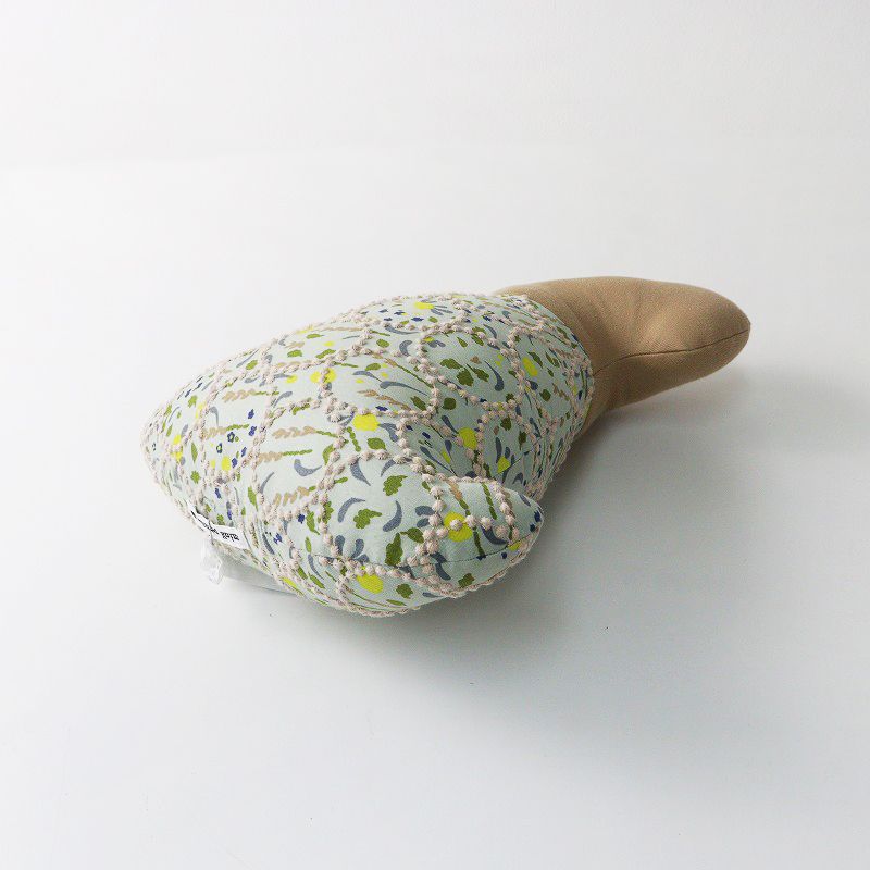 ミナペルホネンtambourine こうさぎクッション　新品未使用 mina perhonen（ミナペルホネン） 【美品/1.9万】ミナペルホネン