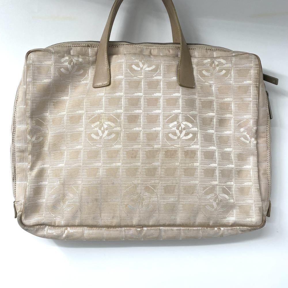 CHANEL ニュートラベルライン ブリーフケース　ベージュ CHANEL - CHANEL シャネル ニュートラベルライン ビジネスバッグ