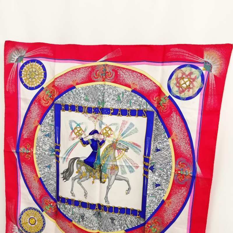 エルメス カレ90 FEUX D'ARTIFICE 技巧の火 スカーフ シルク