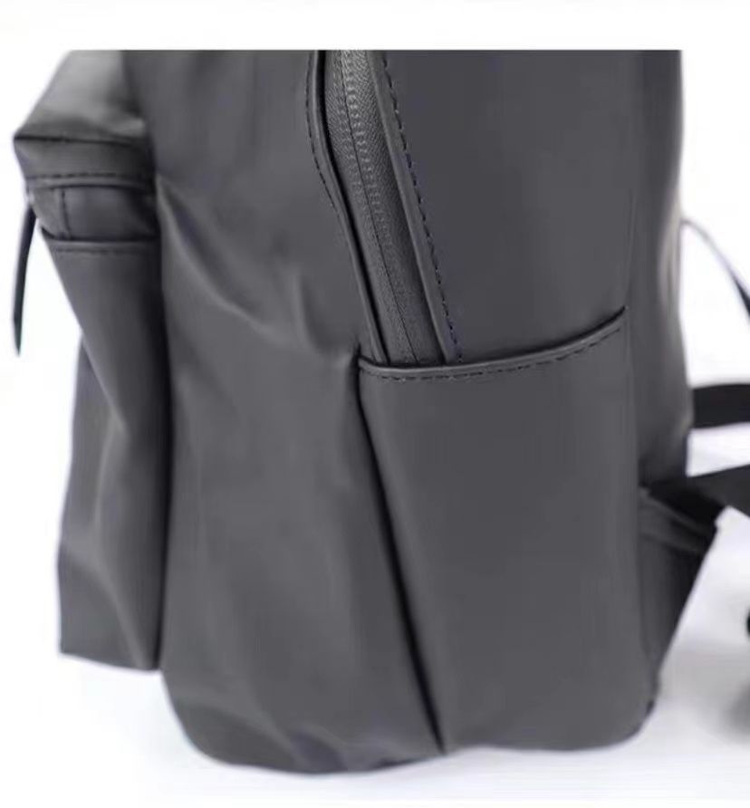 FOG Essentials (エフオージー エッセンシャルズ) Water Proof Back Pack ウォータープルーフ バックパック リュック ブラック