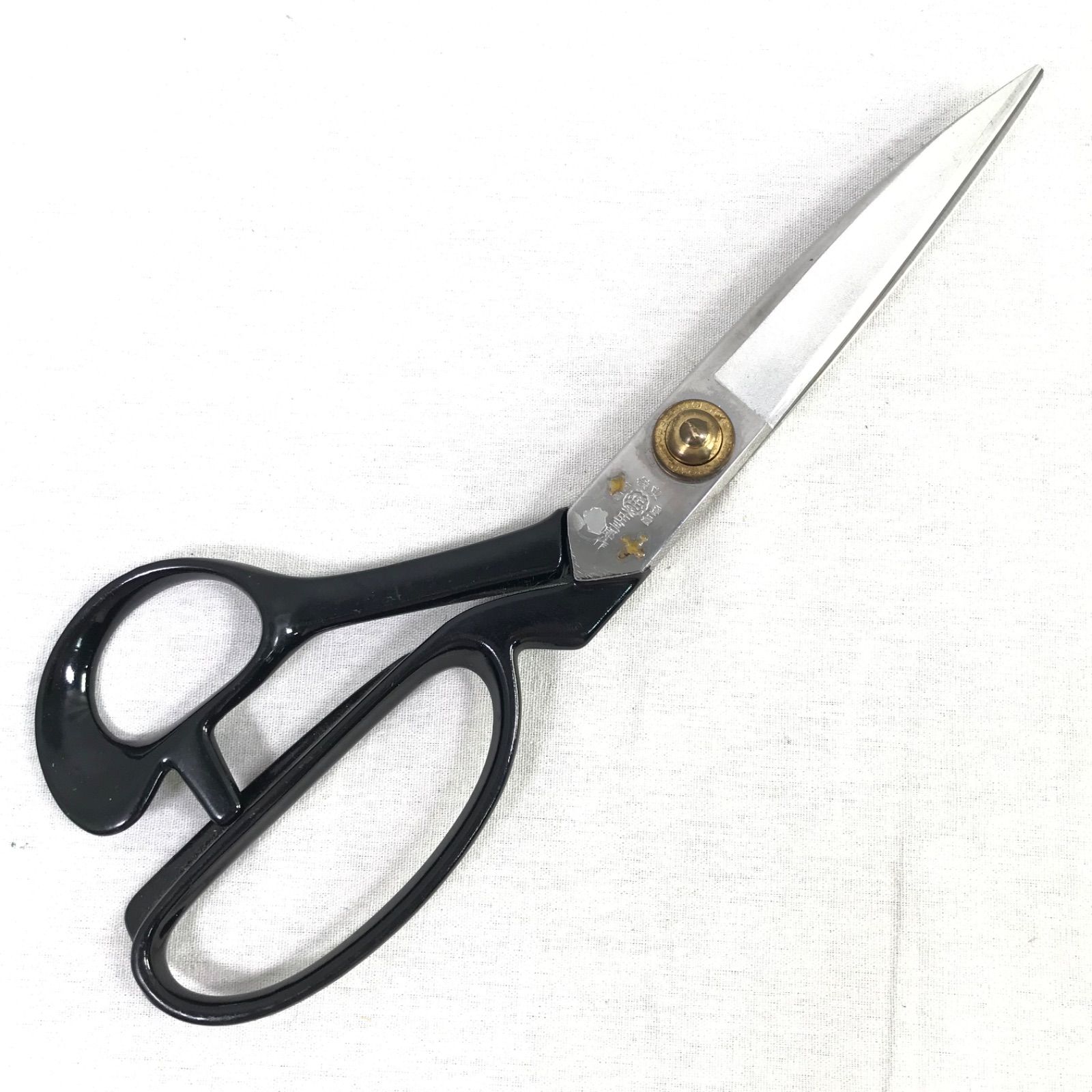 時代物の裁ち鋏 庄三郎、東鋏 240mm 美品 東鋏 庄三郎 240mm 裁ち鋏 洋裁・和裁 - メルカリ